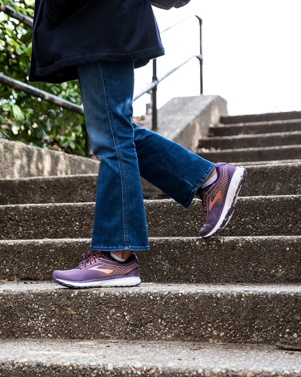 Brooks Women's Ghost 12 - Tip Top Shoes of New York