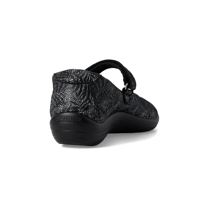 Arcopedico Women's Estrela Black Palm - 9024694 - Tip Top Shoes of New York