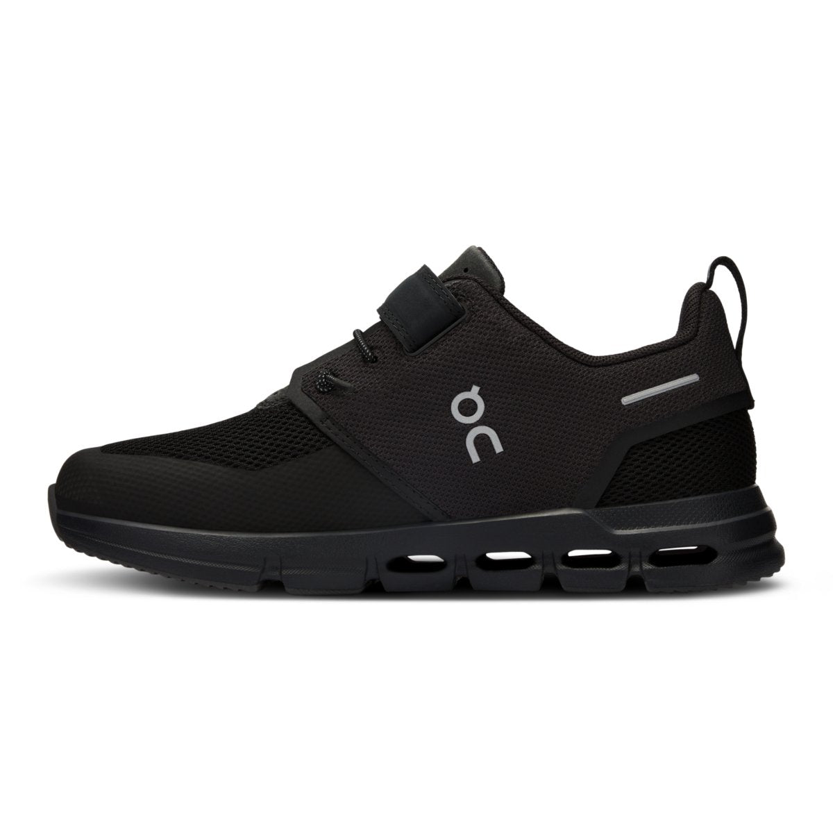 On Running Boy's (Preschool) CloudPlay All Black - 1086813 - Tip Top Shoes of New York
