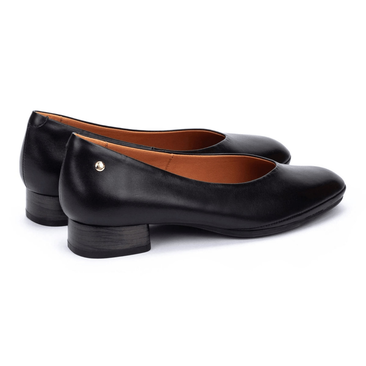 Pikolinos Women's Ubeda Black Leather - 9033904 - Tip Top Shoes of New York
