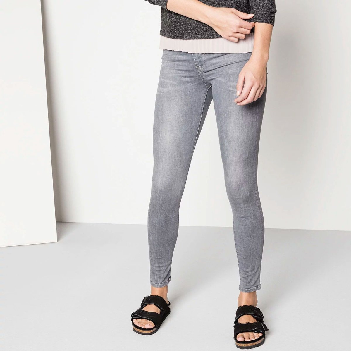 Birkenstock Women's Arizona Shearling Black - 1028327 - Tip Top Shoes of New York