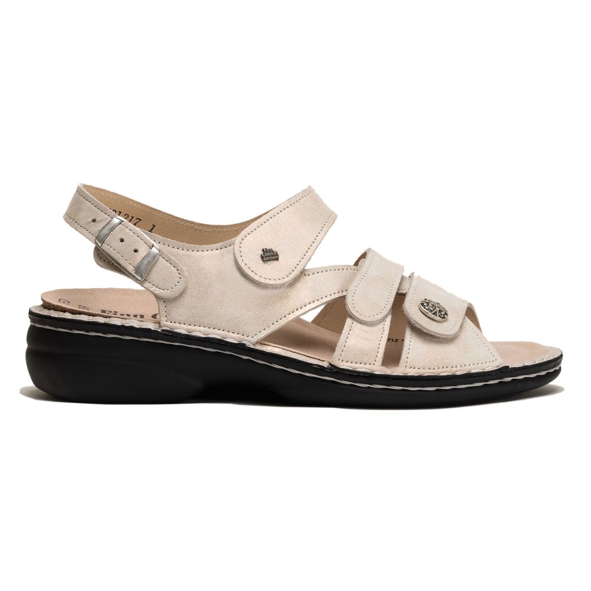Finn Comfort Women's Gomera Champagne Nuvola — Tip Top Shoes of New York