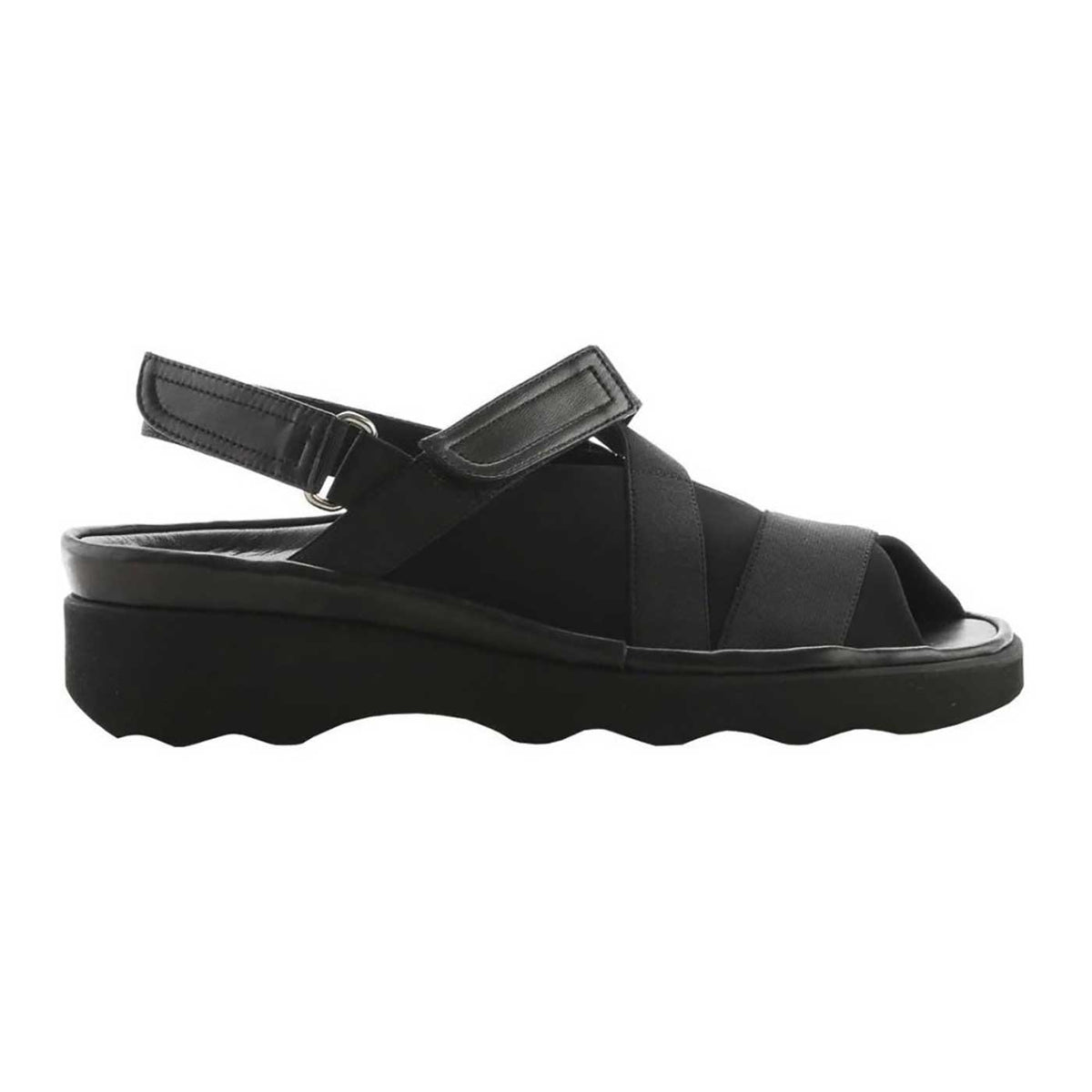 Thierry Rabotin Women s Wyeth 1325W Black Micro Tip Top Shoes of New York